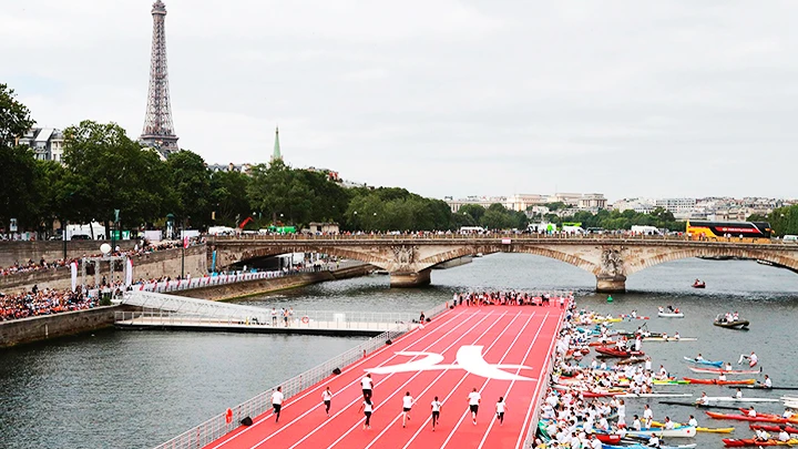 Lễ khai mạc Olympic Paris 2024 dự kiến sẽ được tổ chức trên sông Seine. Ảnh: GETTY IMAGES