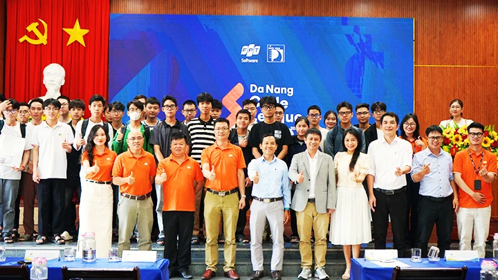Khởi động giải đấu lập trình “Da Nang Code League 2024”