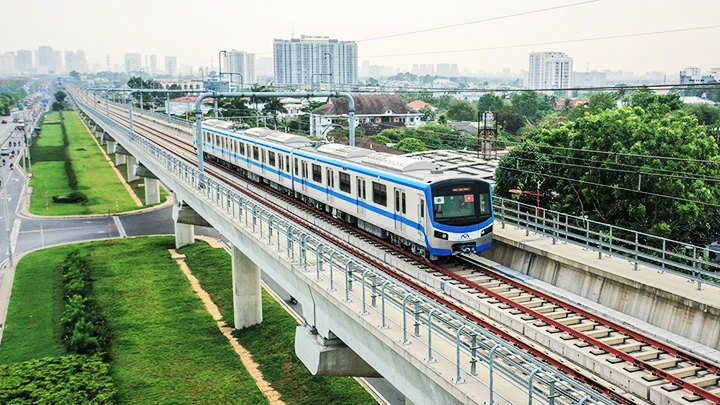 Tuyến Metro số 1 TP Hồ Chí Minh chuẩn bị đi vào hoạt động.