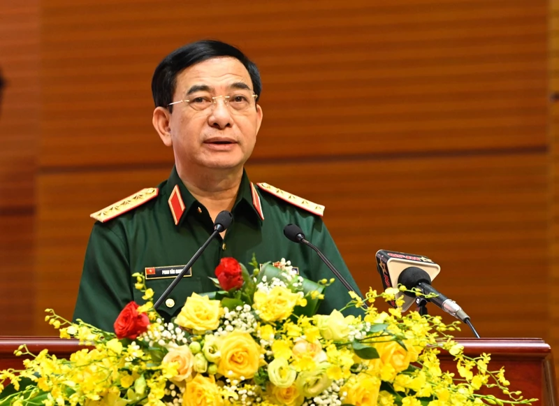 Đại tướng Phan Văn Giang phát biểu ý kiến tại Hội nghị. 