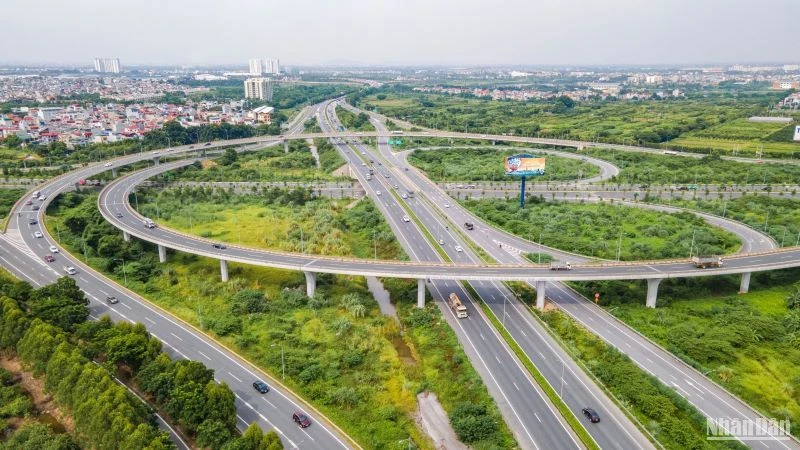 Chỉ trong 3 năm gần đây, đã có hơn 600km đường cao tốc được đưa vào khai thác, bằng hơn 50% chiều dài đường cao tốc giai đoạn 2011-2020 cộng lại. 