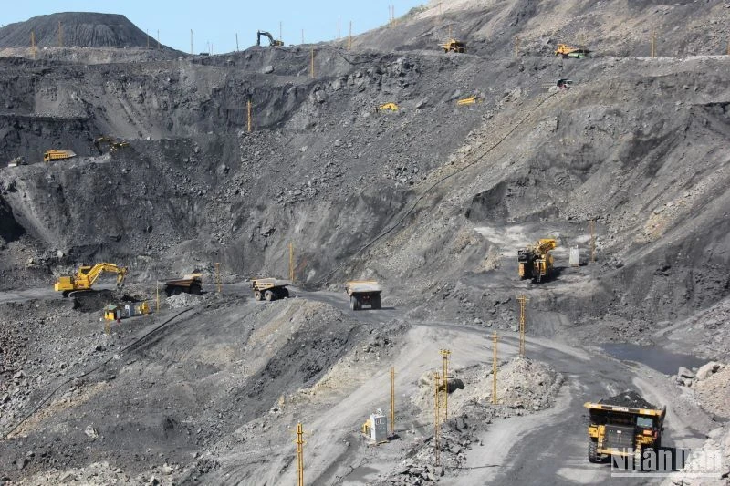 Kết thúc tháng 2, TKV đã sản xuất 2,55 triệu tấn than nguyên khai, tiêu thụ hơn 3,6 triệu tấn.