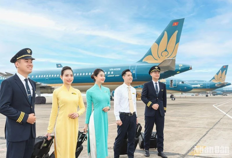 Từ ngày 25/6/2024, Vietnam Airlines sẽ khai thác trở lại đường bay giữa Hà Nội và Thành Đô với tần suất 4 chuyến mỗi tuần, khởi hành từ Hà Nội.