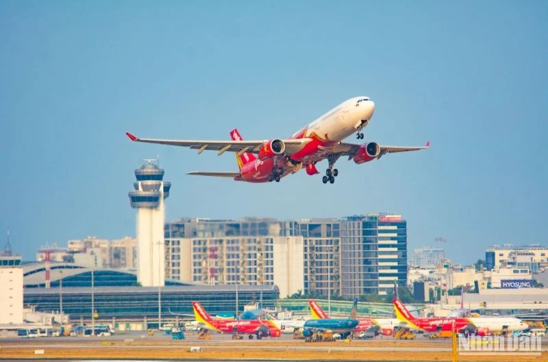 Từ 31/8 đến 3/9, hãng hàng không Vietjet dự kiến tăng 25.000 chỗ, tương đương 120 chuyến bay để đáp ứng nhu cầu di chuyển của người dân và du khách trên khắp mạng bay.