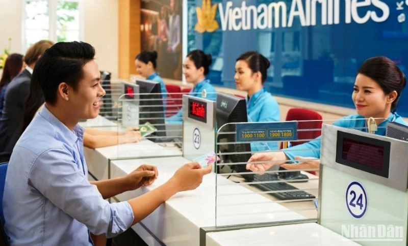 Vietnam Airlines triển khai chương trình ưu đãi đồng giá vé Tết Ất Tỵ 2025 từ 666.000 đồng/chiều hạng phổ thông và 1,868 triệu đồng/chiều cho hạng thương gia (đã gồm thuế, phí).