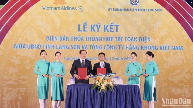 Vietnam Airlines và tỉnh Lạng Sơn ký hợp tác toàn diện giai đoạn 2025–2030 để quảng bá xúc tiến đầu tư, thương mại, du lịch và hàng không.