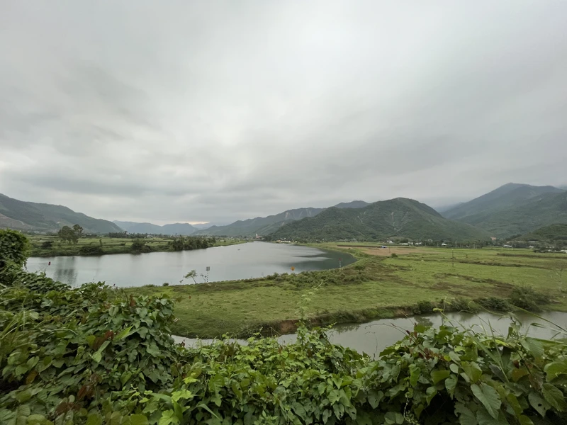 Thung lũng Hòa Bắc cách TP Đà Nẵng khoảng 30 km