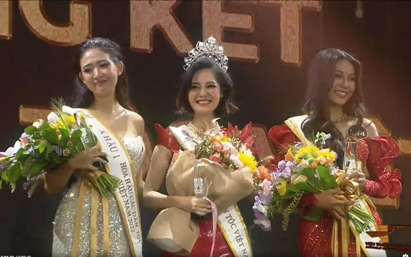 Hoa hậu và các Á hậu cuộc thi Hoa hậu các dân tộc Việt Nam. (Ảnh chụp màn hình)
