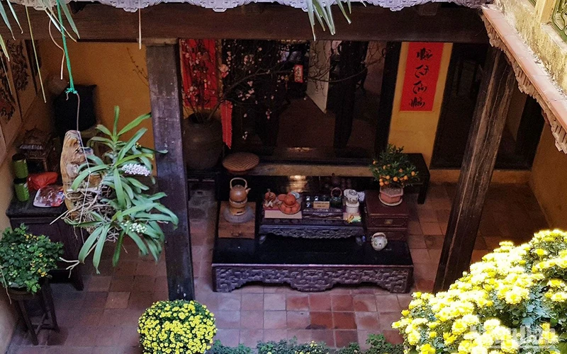 Không gian trà ở nhà cổ Mã Mây, Hà Nội. (Ảnh: KHIẾU MINH)