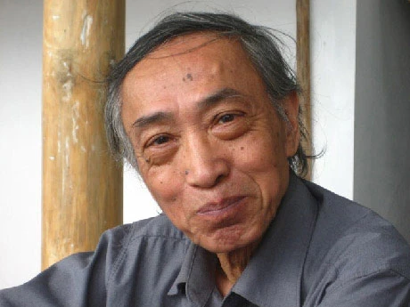 Nhà thơ, dịch giả Dương Tường. (Ảnh: ST)