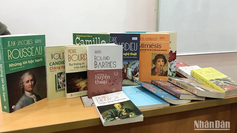 Những cuốn sách tri thức Pháp đã được xuất bản tại Việt Nam.