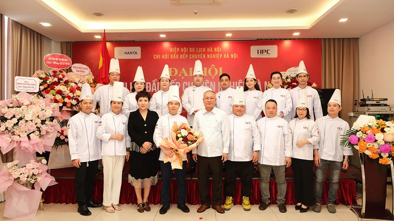 Ban Chấp hành mới của Hội Đầu bếp chuyên nghiệp Hà Nội.
