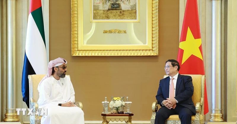 Thủ tướng Phạm Minh Chính tiếp Cố vấn an ninh quốc gia, Phó Toàn quyền Abu Dhabi Sheikh Tahnoon Bin Zayed Al Nahyan.