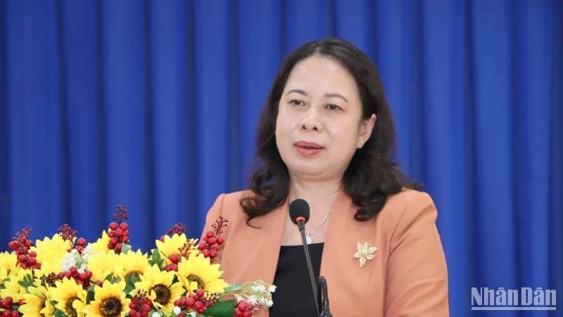 Phó Chủ tịch nước Võ Thị Ánh Xuân phát biểu tại buổi tiếp xúc cử tri thành phố Long Xuyên