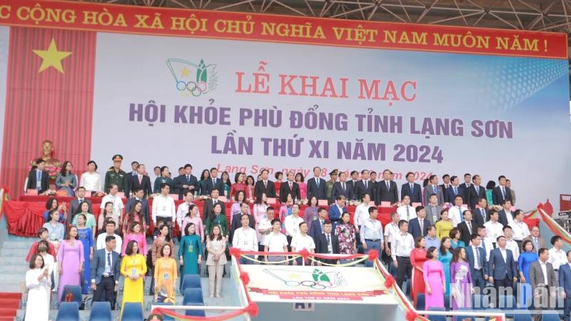 Các đại biểu tham dự Lễ khai mạc Hội khỏe Phù Đổng của tỉnh Lạng Sơn Lần thứ XI năm 2024.