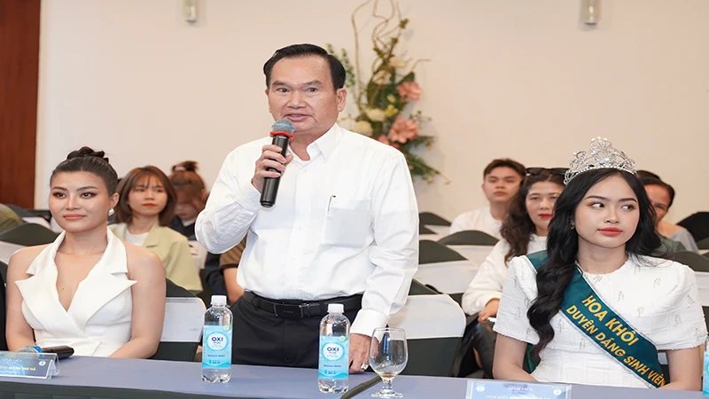 Chủ tịch Hội đồng hương Bình Định tại Thành phố Hồ Chí Minh Đỗ Thanh Hùng cung cấp thông tin về Ngày hội người Bình Định năm 2024,