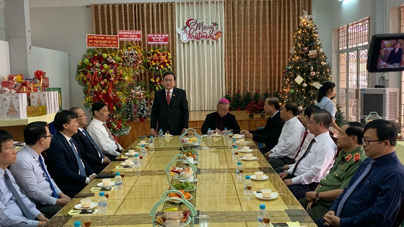 Đồng chí Trần Thanh Mẫn phát biểu chúc mừng Giáng sinh tại Tòa Giám mục Giáo phận Cần Thơ