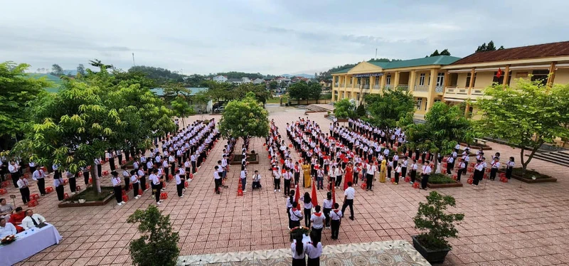 Hoạt động Đội của học sinh Trường trung học cơ sở Tôn Quang Phiệt.