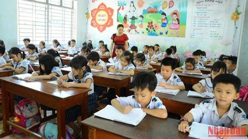 Quảng Ngãi yêu cầu bảo đảm tỷ lệ bao phủ vaccine trước khi bắt đầu năm học mới 2022-2023.