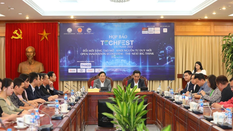 Ban tổ chức Techfesh Vietnam 2022 thông tin về sự kiện. 