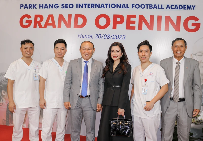 Bác sĩ Việt Nam sẽ chăm sóc sức khỏe cho cầu thủ Học viện bóng đá Park Hang-seo 