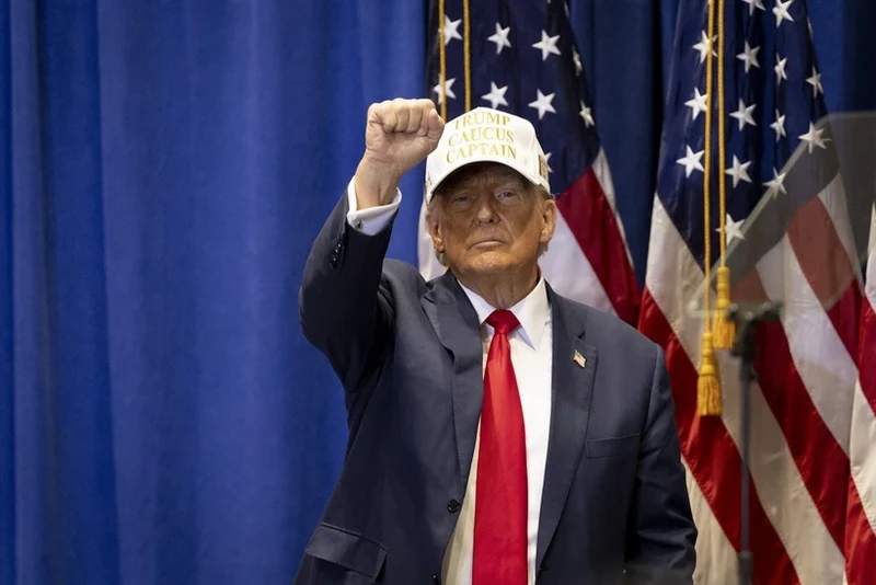 Cựu Tổng thống Mỹ Donald Trump phát biểu trong cuộc vận động tranh cử ở Indianola, bang Iowa ngày 14/1/2024. (Ảnh: AFP/TTXVN)