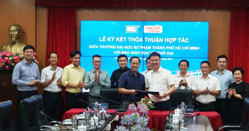 Báo Giáo dục và Thời đại ký thỏa thuận hợp tác với Trường Đại học Sư phạm TP Hồ Chí Minh