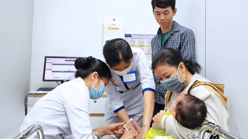 Trẻ được bảo đảm tiêm đầy đủ, không thiếu vaccine. 