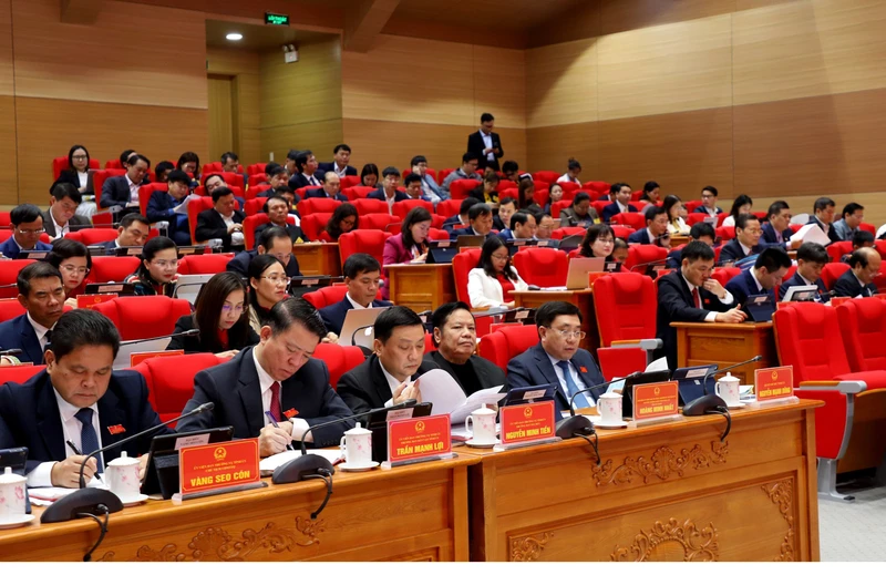 Toàn cảnh kỳ họp thứ 14, Hội đồng nhân dân tỉnh Hà Giang.