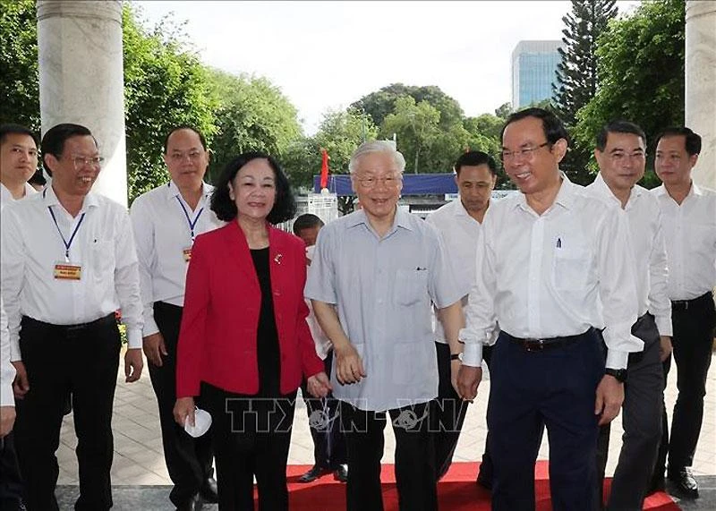 Tổng Bí thư Nguyễn Phú Trọng đến làm việc với Ban Thường vụ Thành ủy và lãnh đạo chủ chốt Thành phố Hồ Chí Minh. 