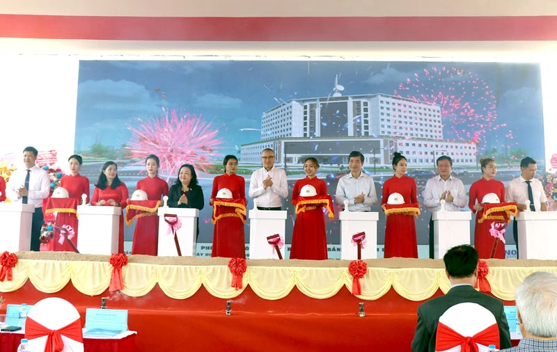 Lễ khởi công dự án Bệnh viện Sản Nhi tại Phú Yên
