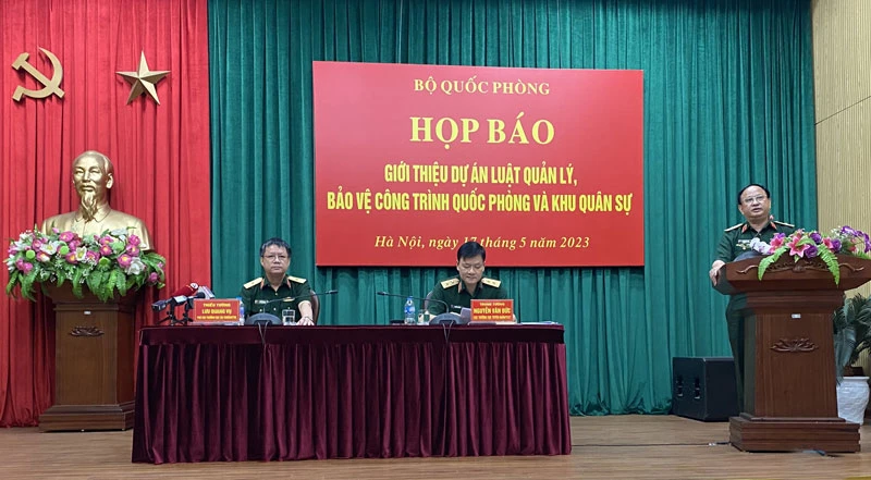 Thiếu tướng Trần Đức Thuận, thông tin về các nội dung Ủy ban Thường vụ Quốc hội đã xem xét, cho ý kiến về dự án luật nêu trên.