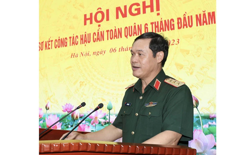 Thượng tướng Vũ Hải Sản phát biểu tại hội nghị.