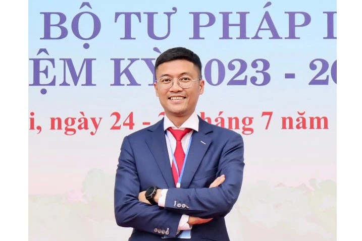 Đồng chí Hà Ánh Bình, Phó Tổng Biên tập Báo Pháp luật Việt Nam được bầu làm Phó Chủ tịch Công đoàn Bộ Tư pháp.