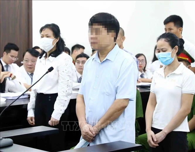 Bị cáo Nguyễn Đức Chung, cựu Chủ tịch UBND thành phố Hà Nội khai báo trước tòa.