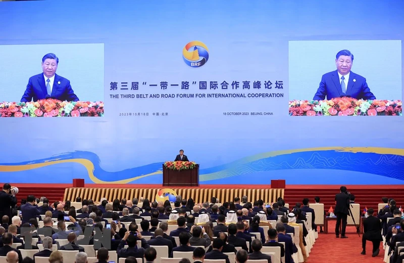 Chủ tịch Trung Quốc Tập Cận Bình phát biểu khai mạc. (Ảnh: TTXVN)