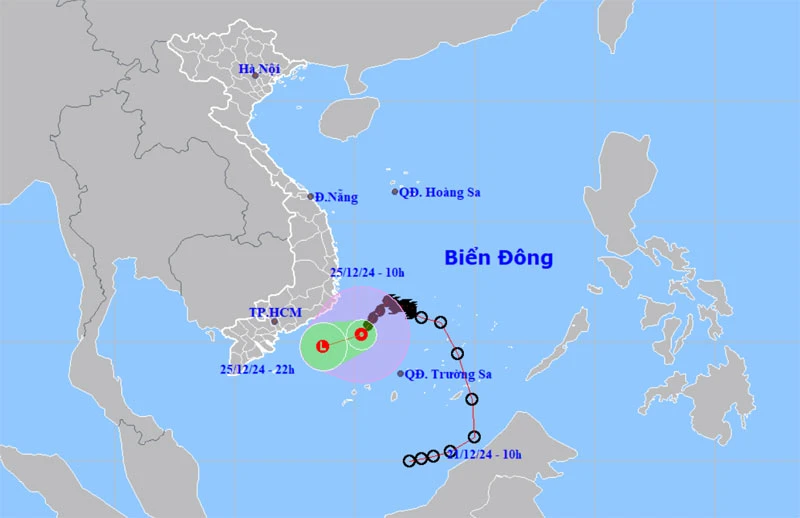 Vị trí và hướng di chuyển của áp thấp nhiệt đới (suy yếu từ bão số 10). 