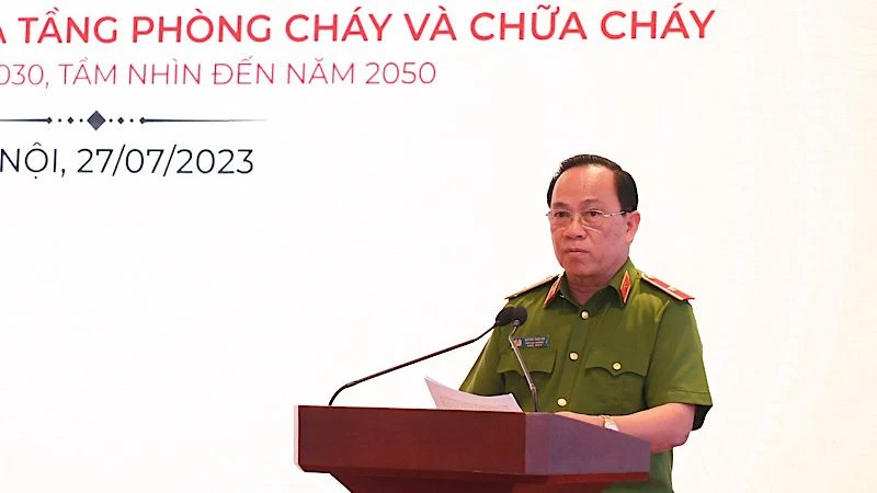 Thiếu tướng Huỳnh Thới An, Phó Cục trưởng Cục Phòng cháy chữa cháy và Cứu nạn cứu hộ công bố Quyết định quy hoạch.