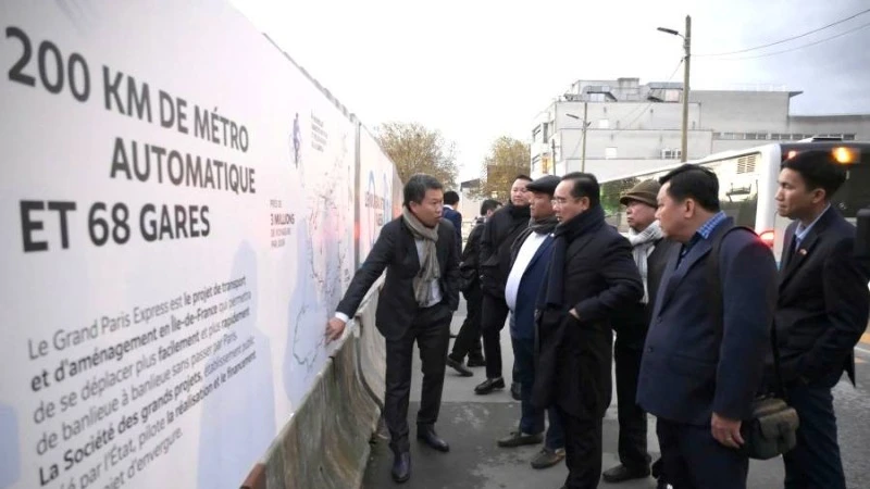 Đoàn công tác tỉnh Long An đã khảo sát dự án Metro Grand Paris Express.