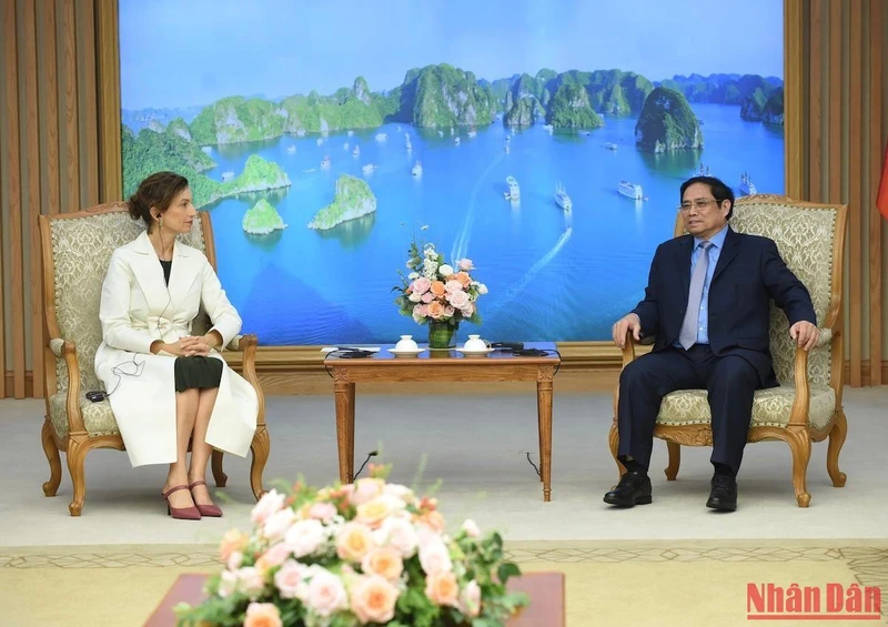 Thủ tướng Phạm Minh Chính tiếp Tổng Giám đốc UNESCO Audrey Azoulay. (Ảnh: TRẦN HẢI)
