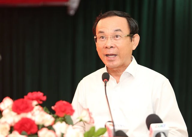 Bí thư Thành ủy Nguyễn Văn Nên phát biểu tại Hội nghị. (Ảnh: VGP)