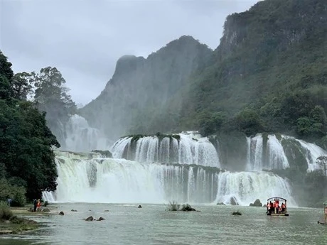 Thác Bản Giốc (Ảnh: TTXVN)