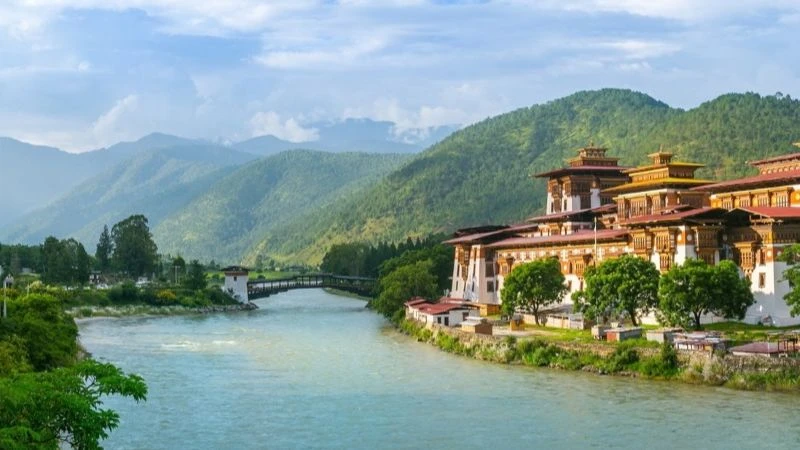 Tu viện Punakha Dzong, một trong những tu viện lớn nhất châu Á, ở Punakha, Bhutan. (Ảnh: Shutterstock) 
