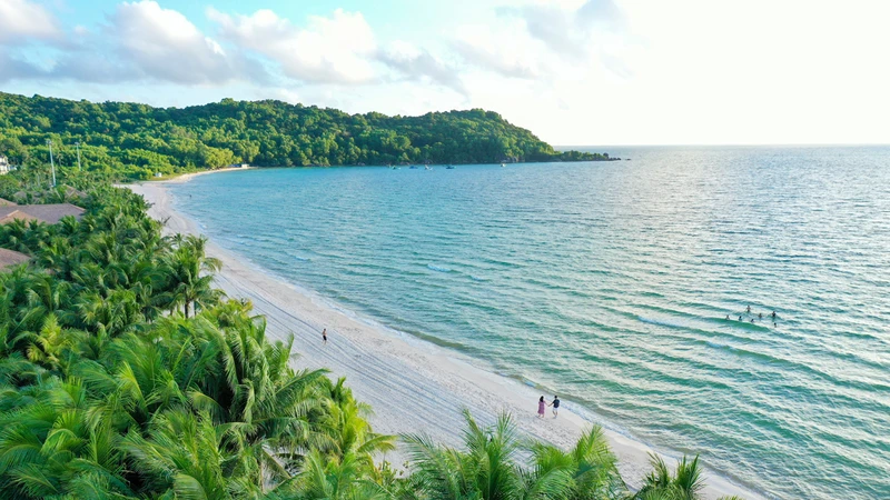 Bãi Kem từng được đánh giá vào top 10 bãi biển đẹp nhất hành tinh.(Ảnh: CTV)