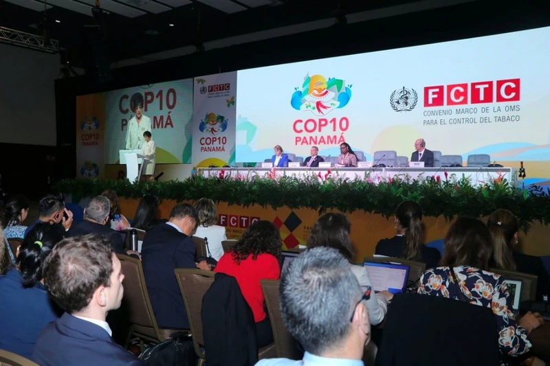 COP10: Tiếp tục nghiên cứu về các vấn đề chung quanh thuốc lá mới 