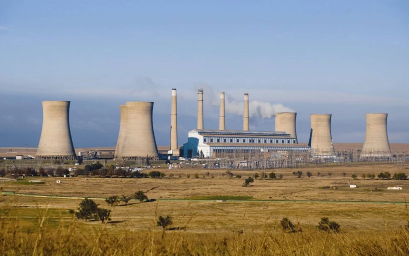 Nhà máy điện do Công ty Điện lực Nhà nước EsKom của Nam Phi vận hành. (Ảnh STUFF)