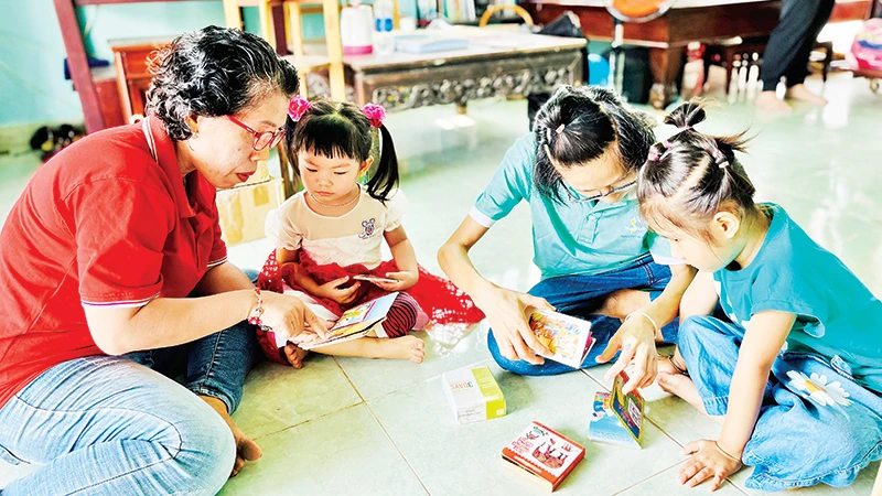 Thư viện mini cô Ba của chị Huỳnh Thanh Thảo đã hoạt động được 15 năm.