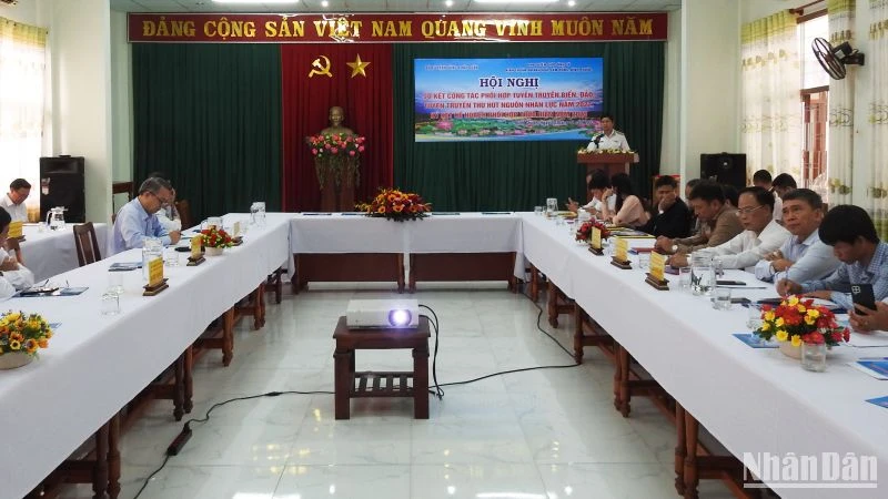 Quang cảnh hội nghị. 