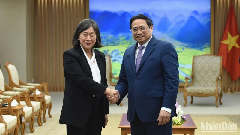 Thủ tướng Phạm Minh Chính tiếp Đại diện Thương mại Hoa Kỳ Katherine Tai. 