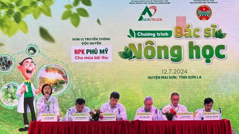 Các chuyên gia chia sẻ tại chương trình "Bác sĩ Nông học".